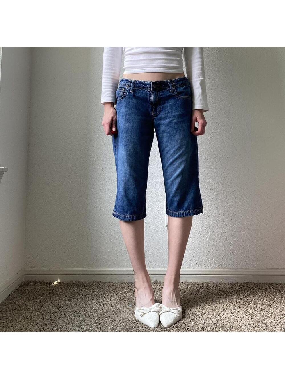 Vintage y2k low rise wide leg cropped wide leg denim jean capris / jorts